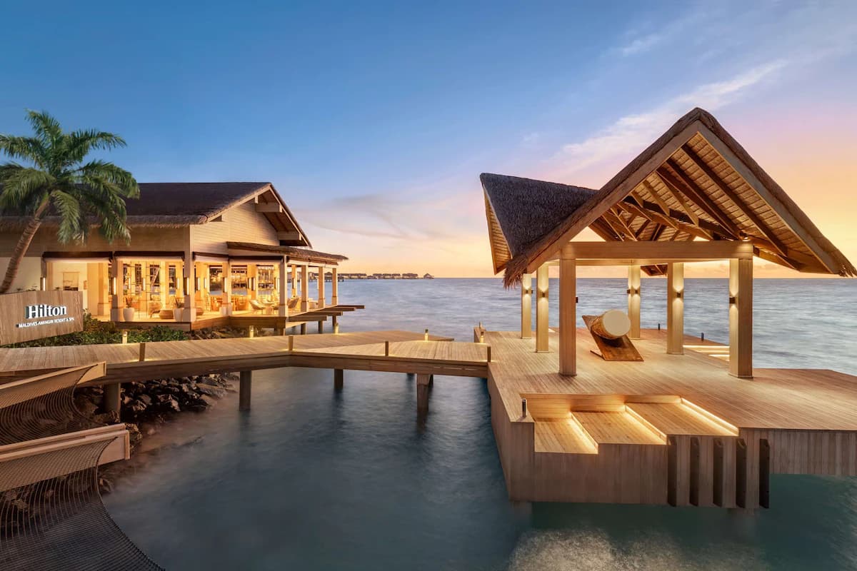 hilton-maldives-amingiri-resort-and-spa-1