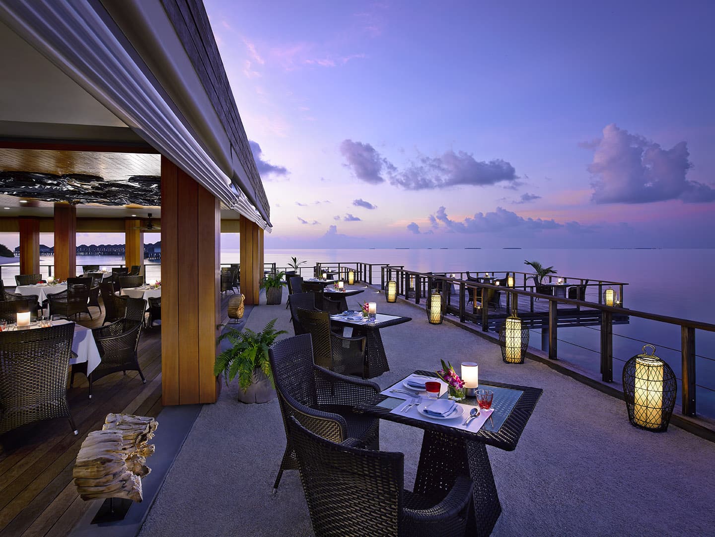 Dusit Thani Maldives Benjarong.jpg