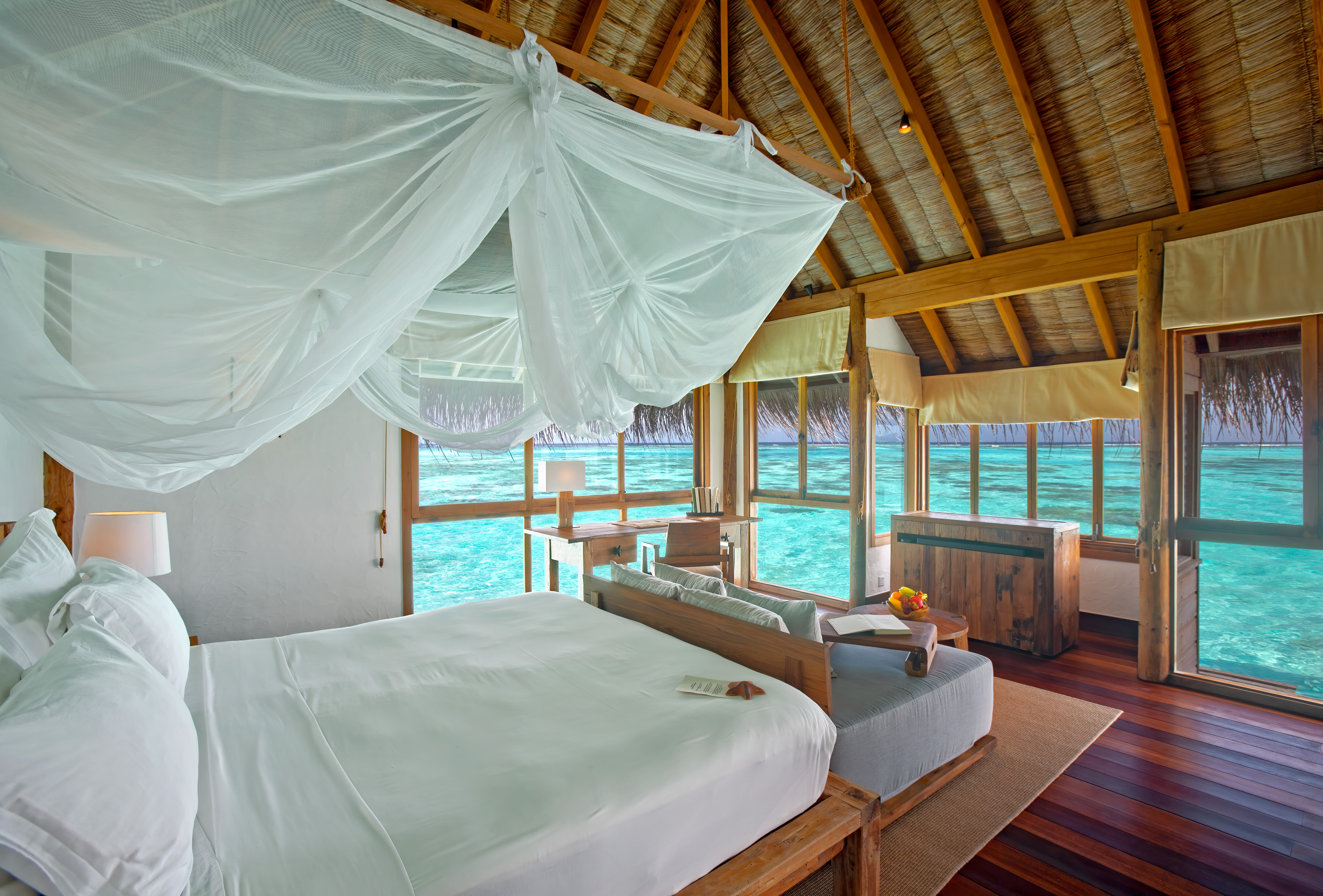 Gili_Lankanfushi_Villa_Suite_Pool_2