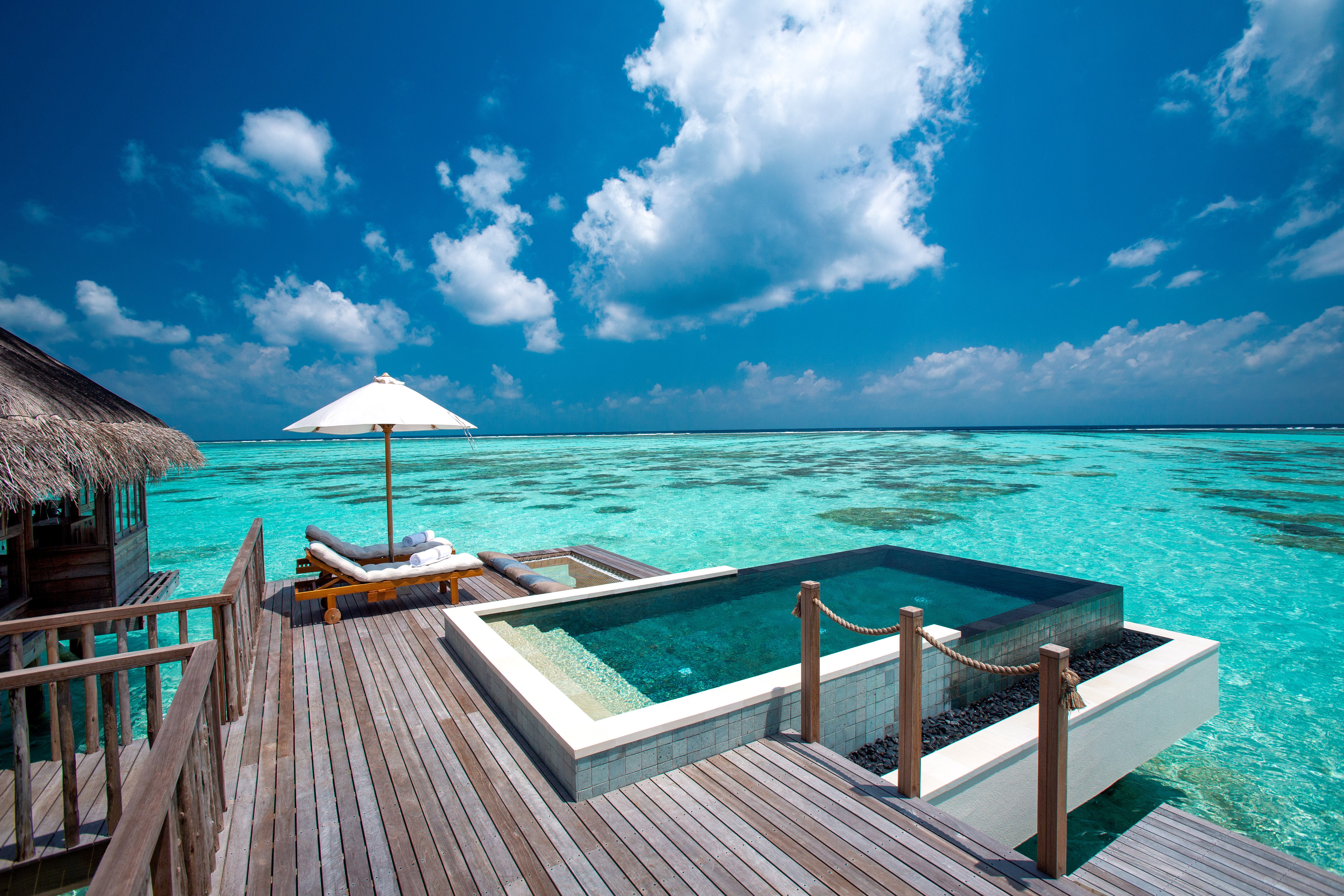 Gili_Lankanfushi_Villa_Suite_Pool_3