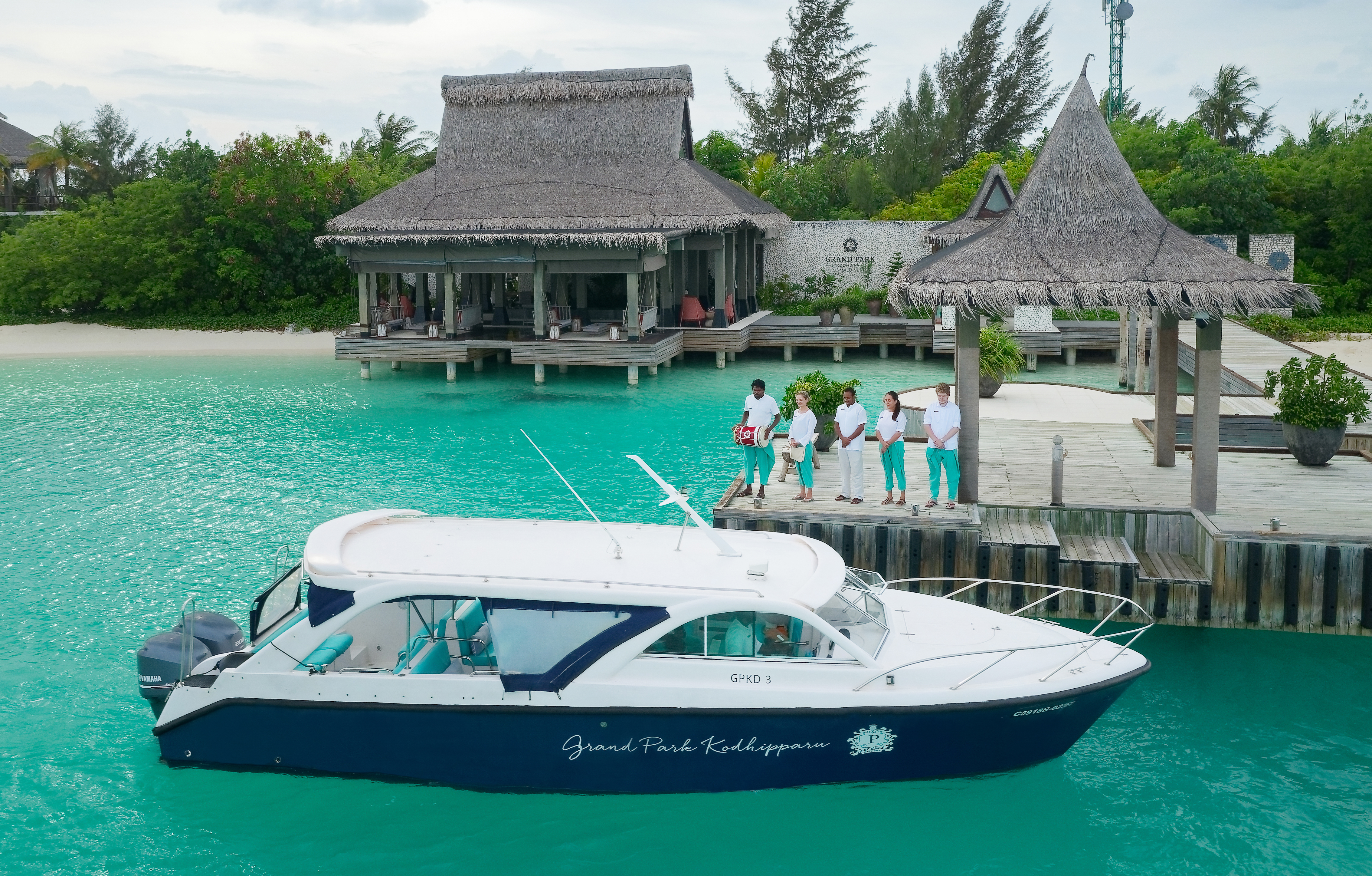 Grand Park Kodhipparu Maldives Speedboat