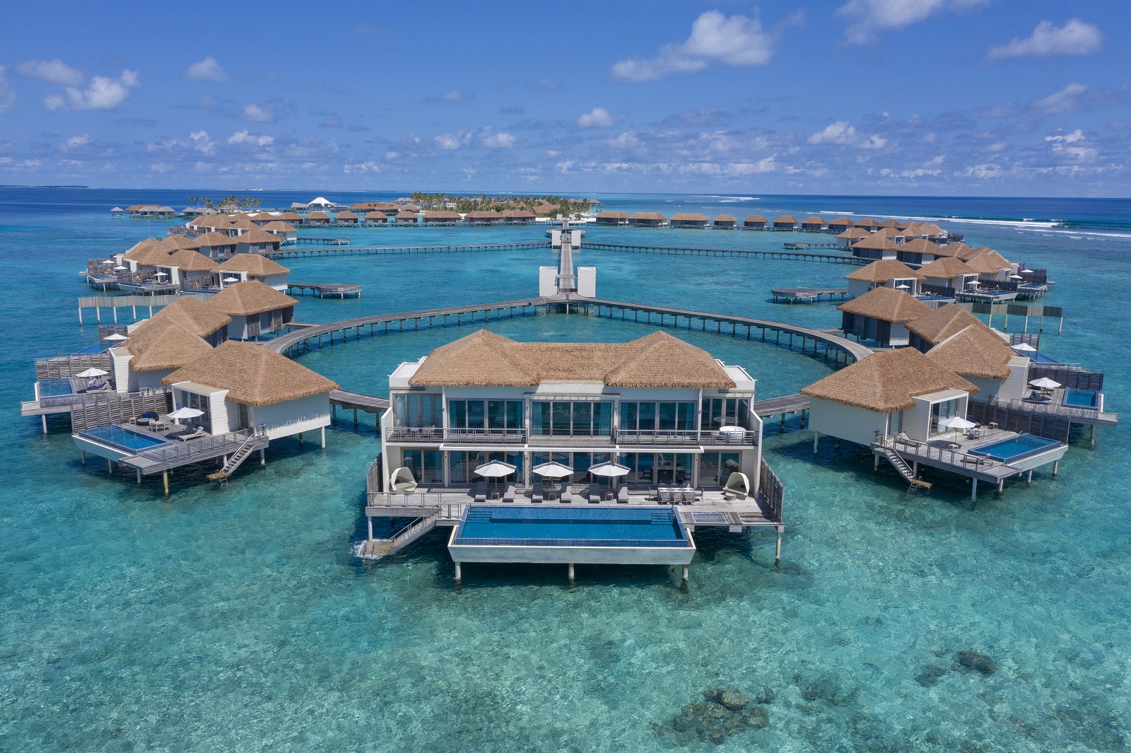 Radisson_Blu_Maldives_Overview_4