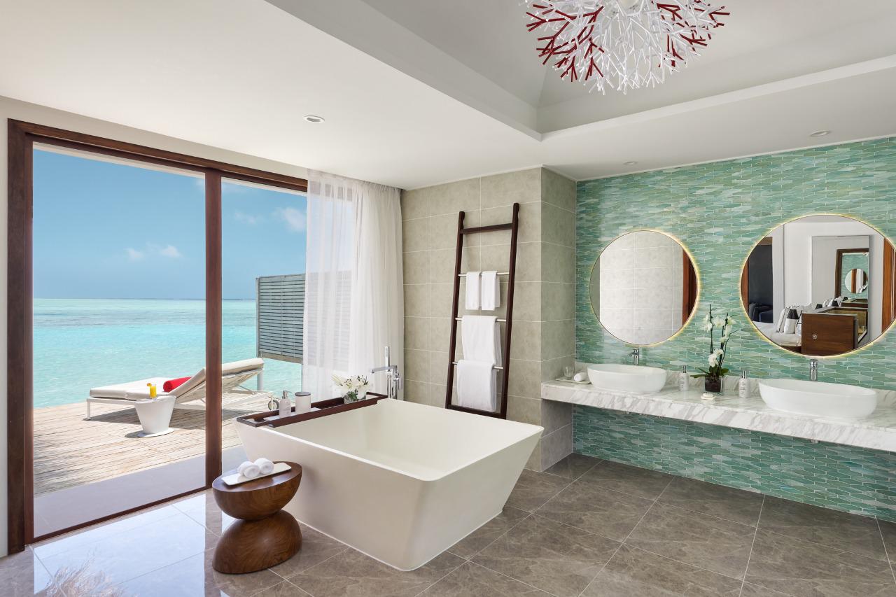 Niyama-Private-Islands-Maldives-Over-Water-Pool-Villa-3