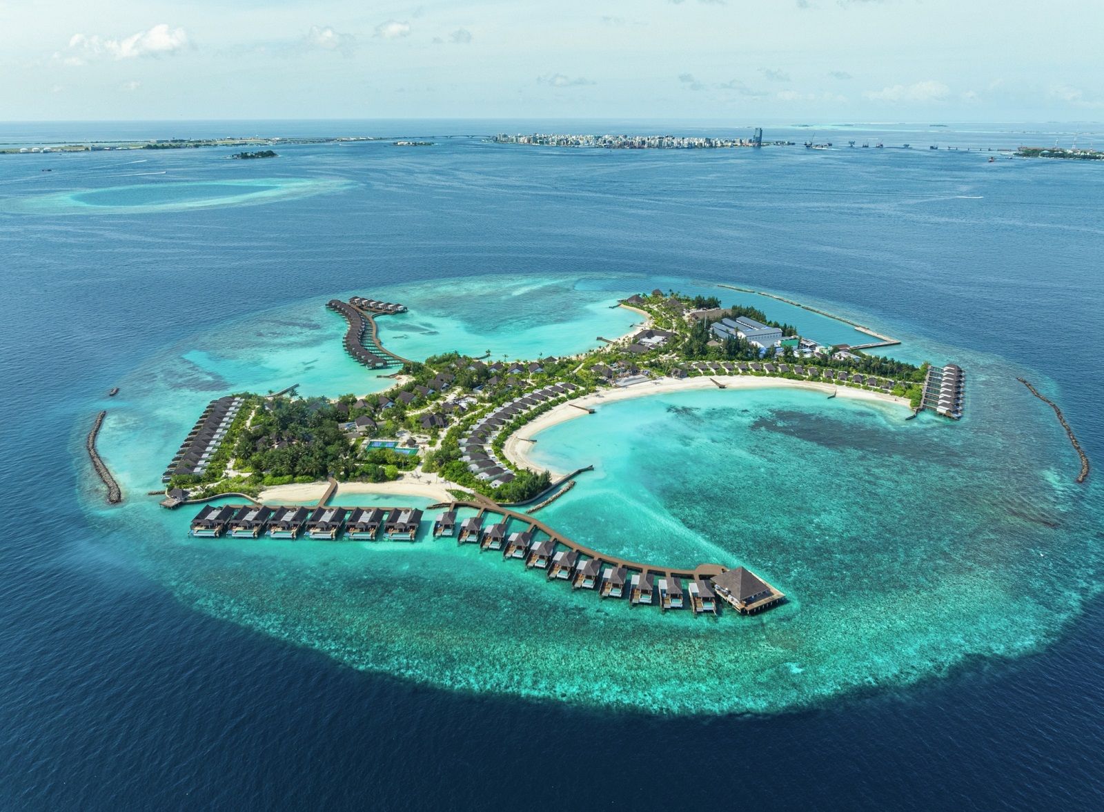 dusitD2-Feydhoo-Maldives-Review-1