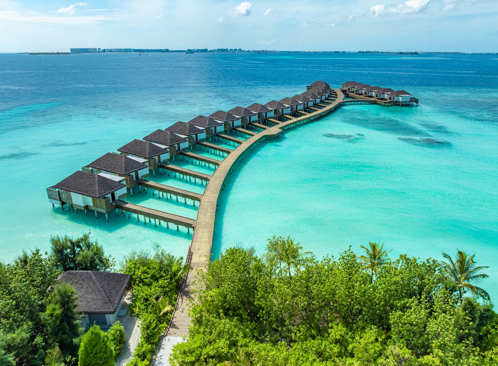 dusitD2-Feydhoo-Maldives-Review-3