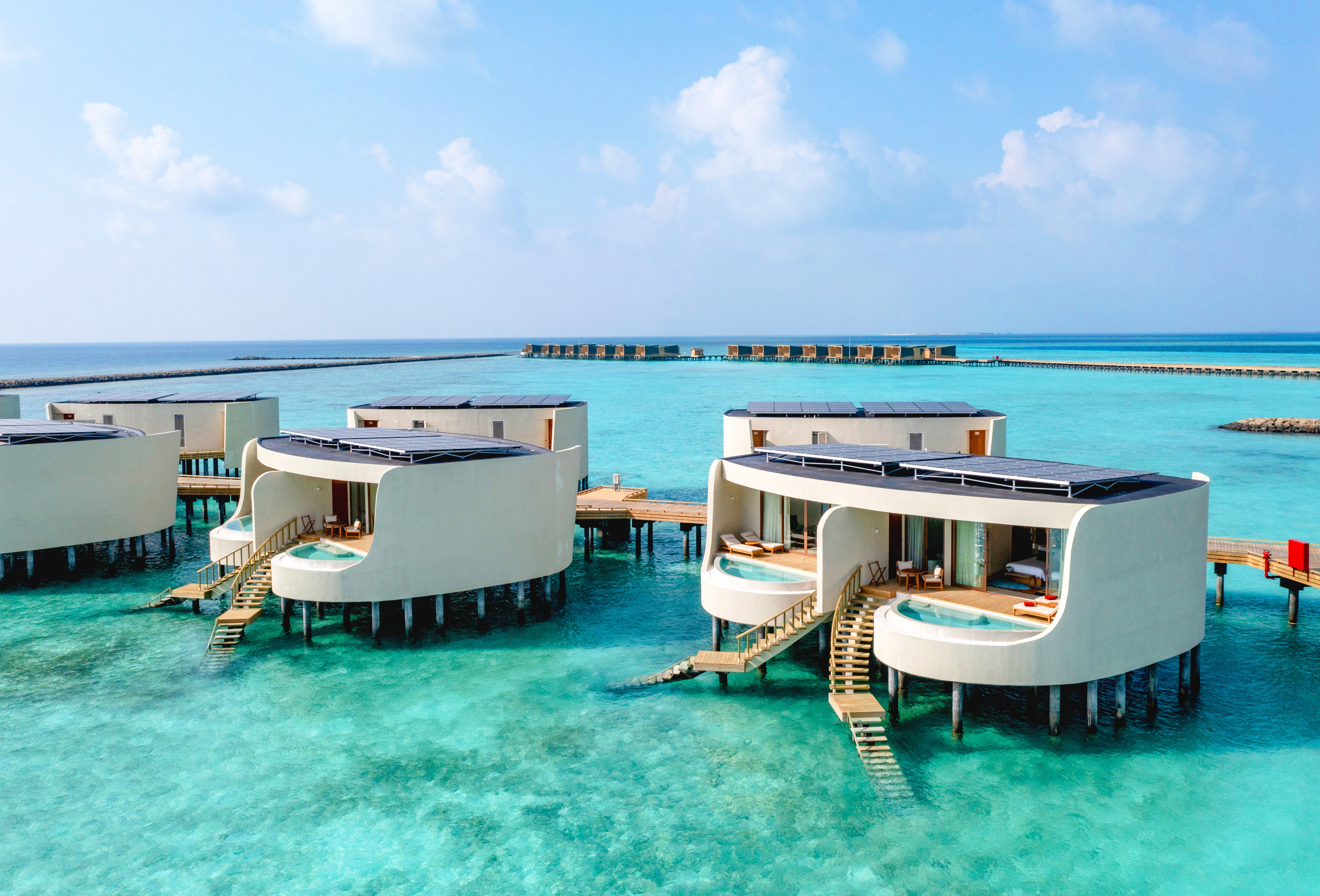 Centara-Grand-Lagoon-Maldives-Overview-Resort-4