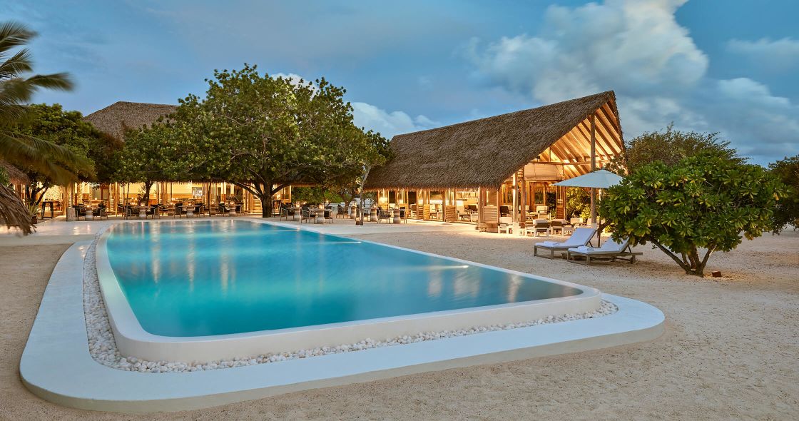 Como-Cocoa-Island-Faru-Bar-1