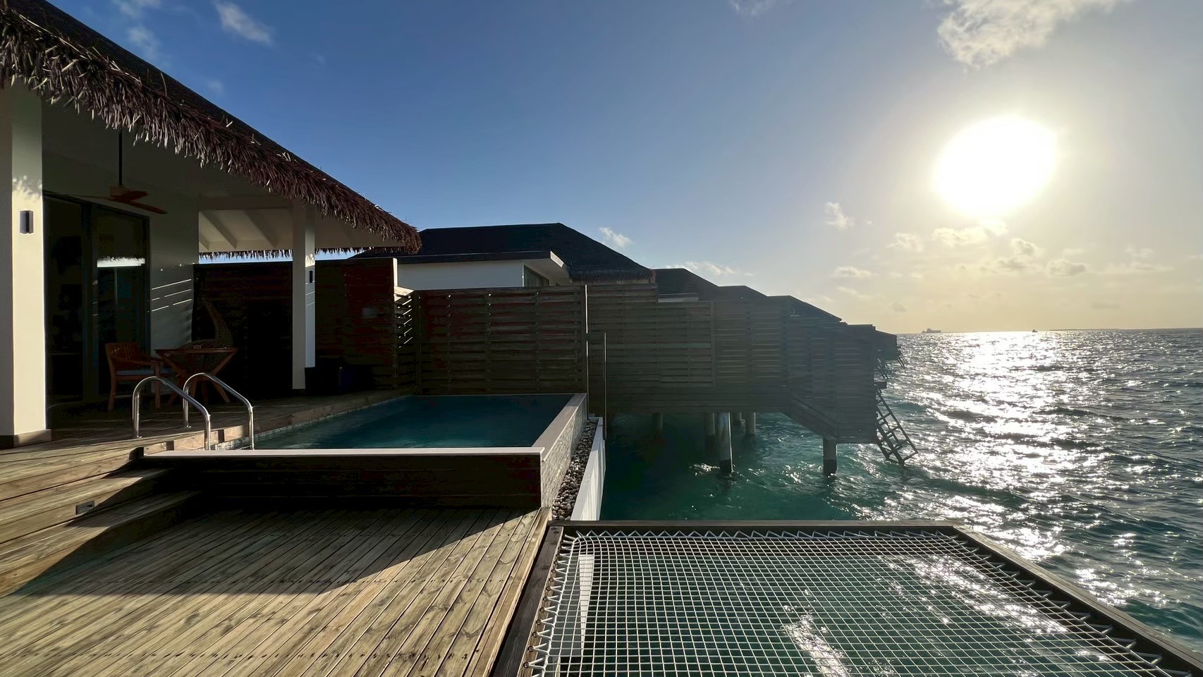 DusitD2-maldives-Overwater-Pool-Villa
