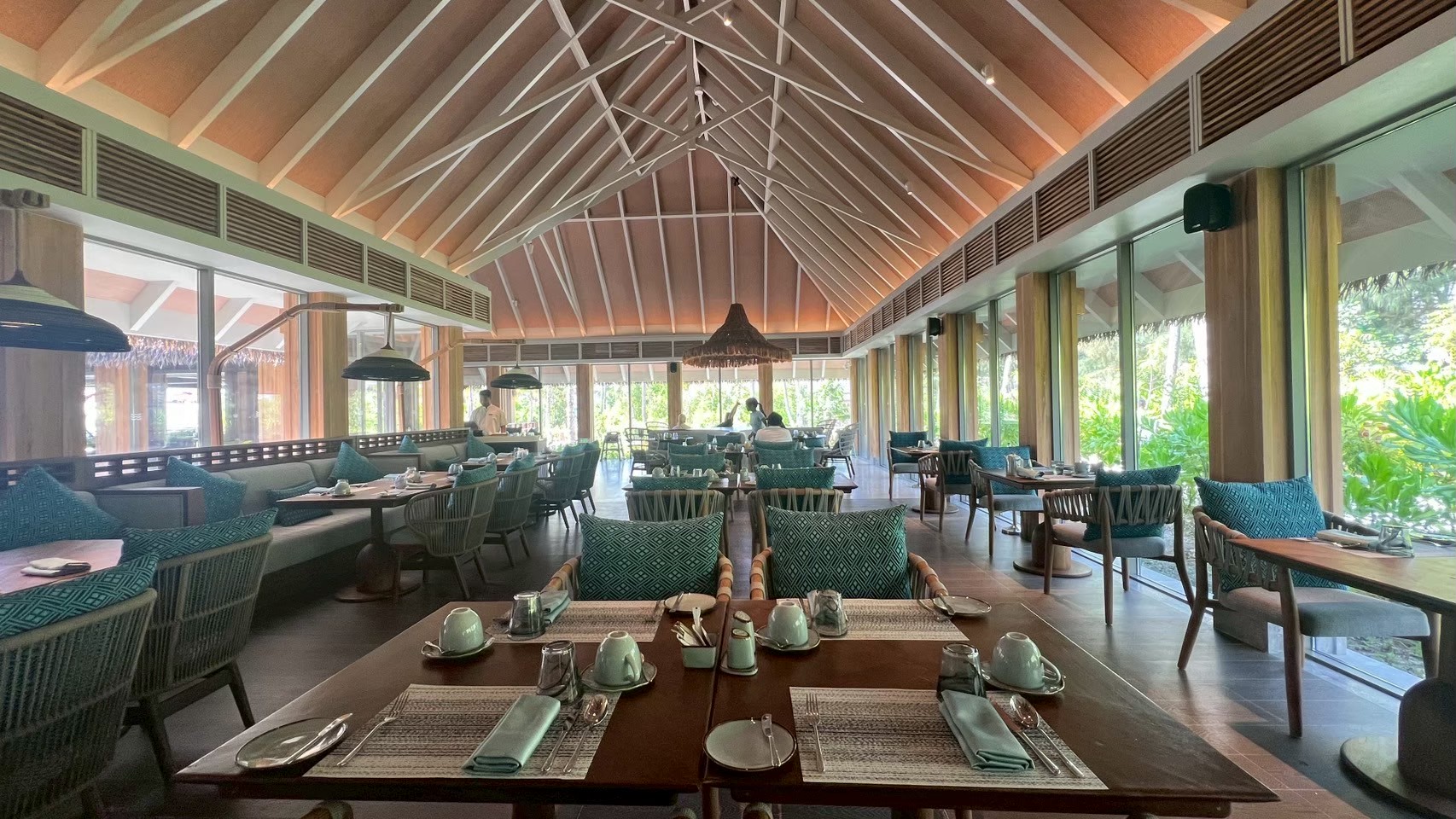 DusitD2-maldives-Restaurant-Baraveli
