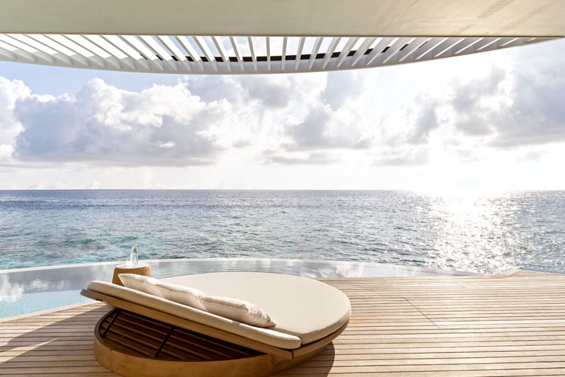 The-Ritz-Carlton-Maldives-Lagoon-Pool-Villa-4