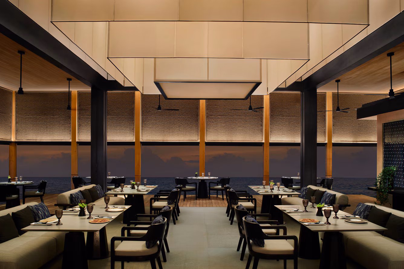 The-Ritz-Carlton-Maldives-Summer-Pavilion