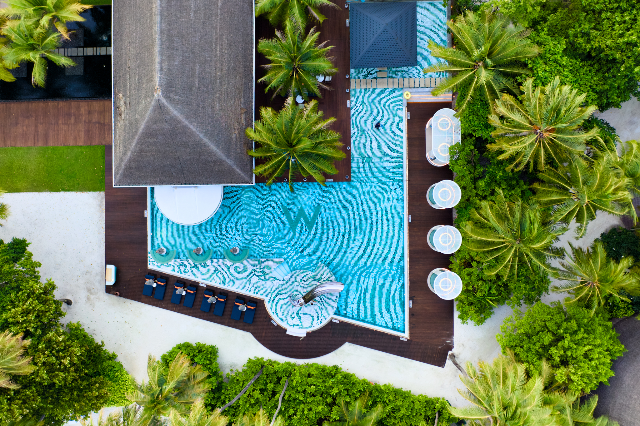 W-Maldives-Overview-Resort-3