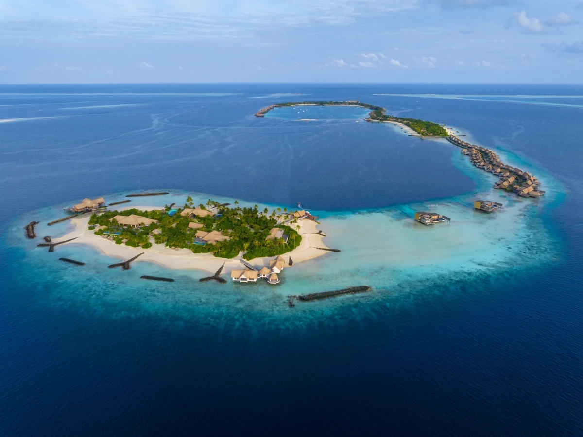 Waldorf-Astoria-Maldives-Overview-Resort-1