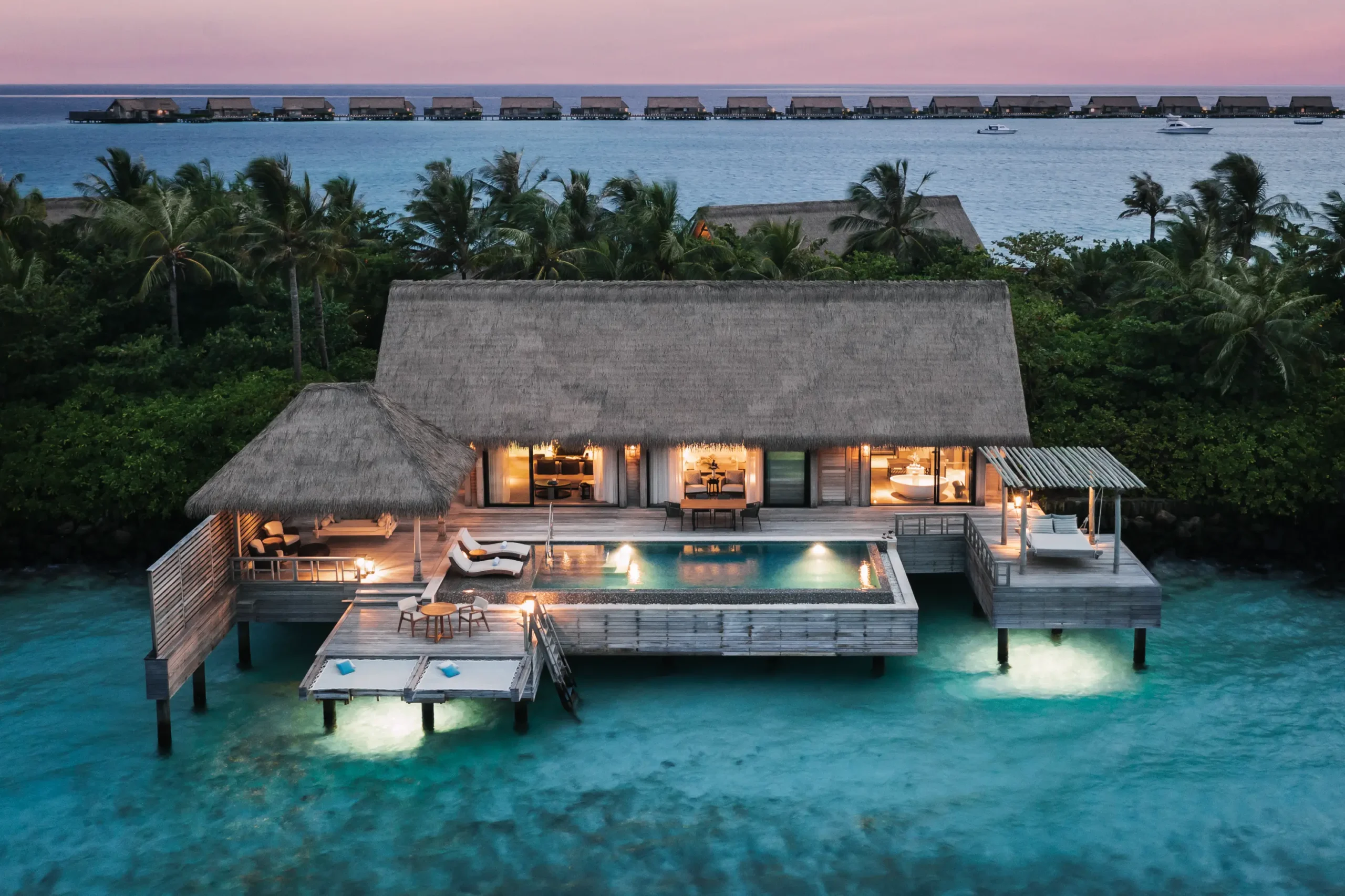 Waldorf-Astoria-Maldives-King-Grand-Reef-Villa-with-Pool-1
