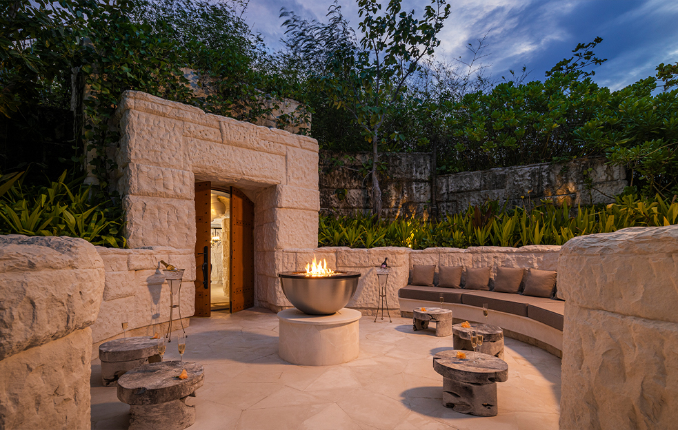 Waldorf-Astoria-Maldives-The-Rock-1