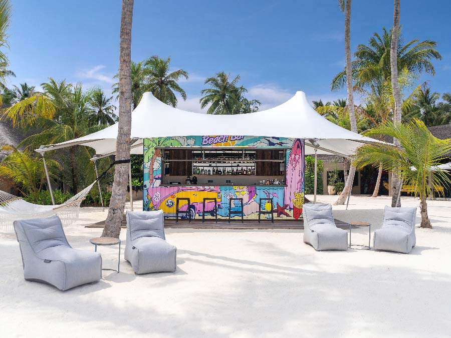 Velaa-Private-Island-Beach-Bar-1
