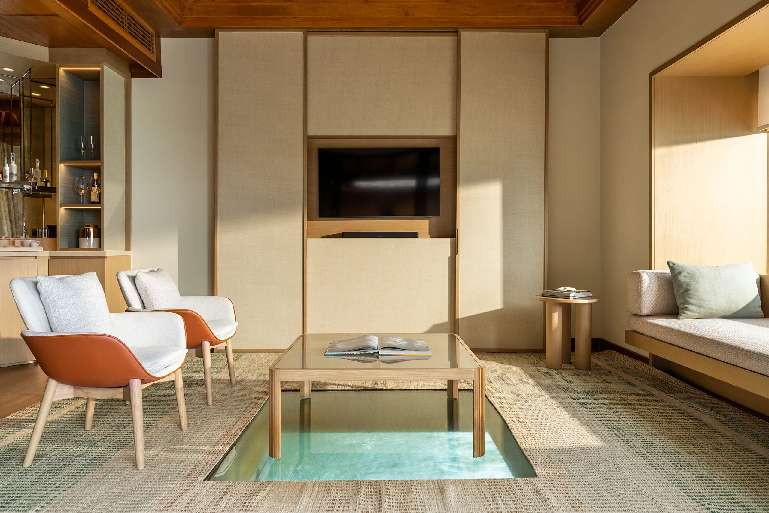 Huvafen-Fushi-Maldives-Ocean-Bungalow-with-Pool-2