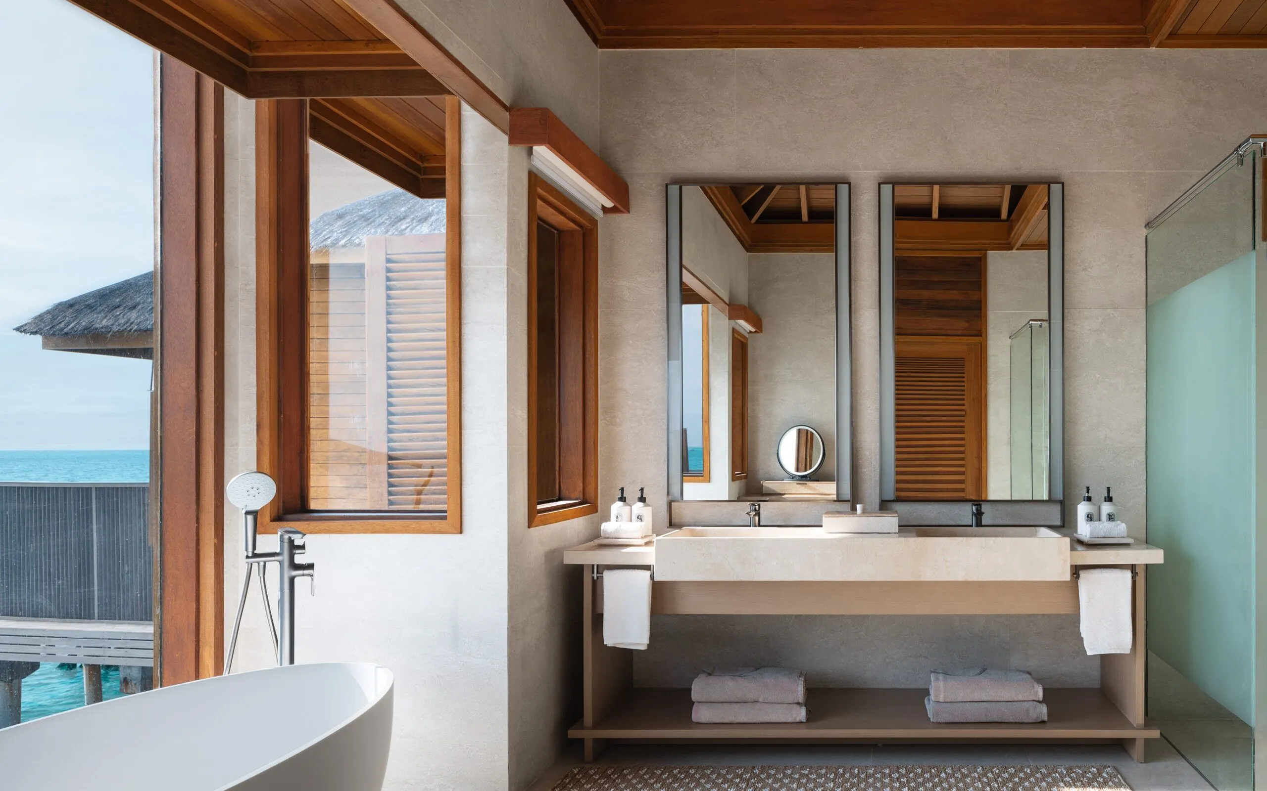 Huvafen-Fushi-Maldives-Ocean-Bungalow-with-Pool-3