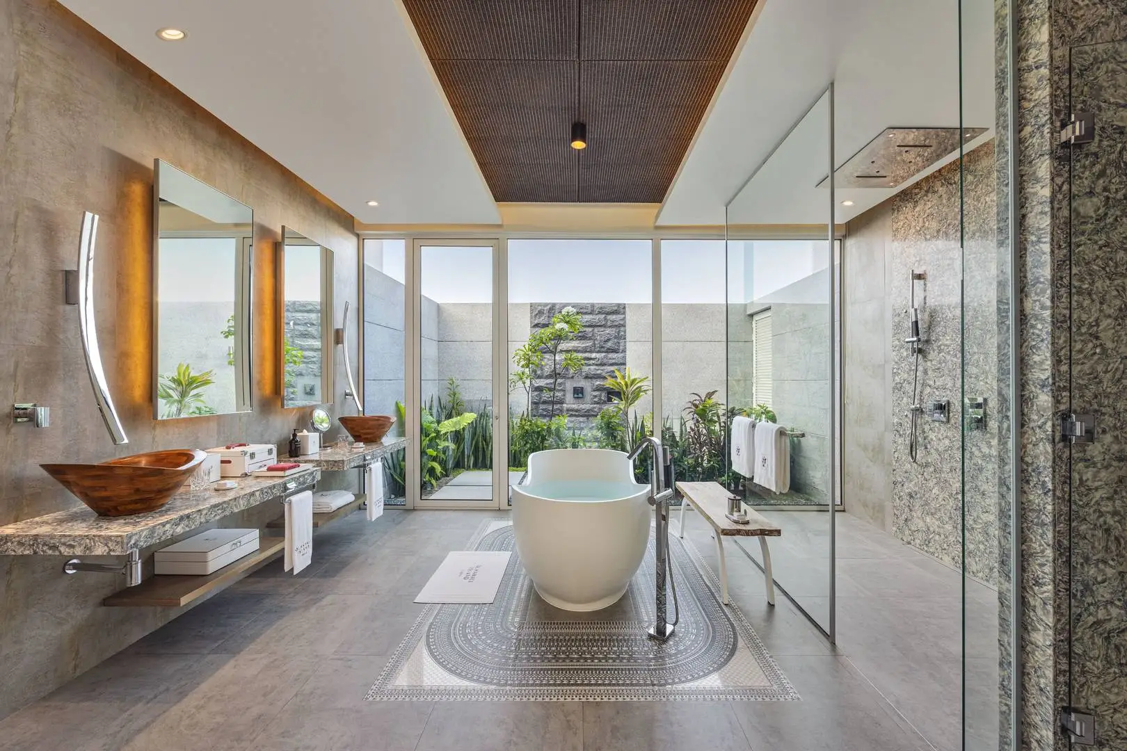 Jumeirah-Olhahali-Island-Water-Villa-with-Pool-3