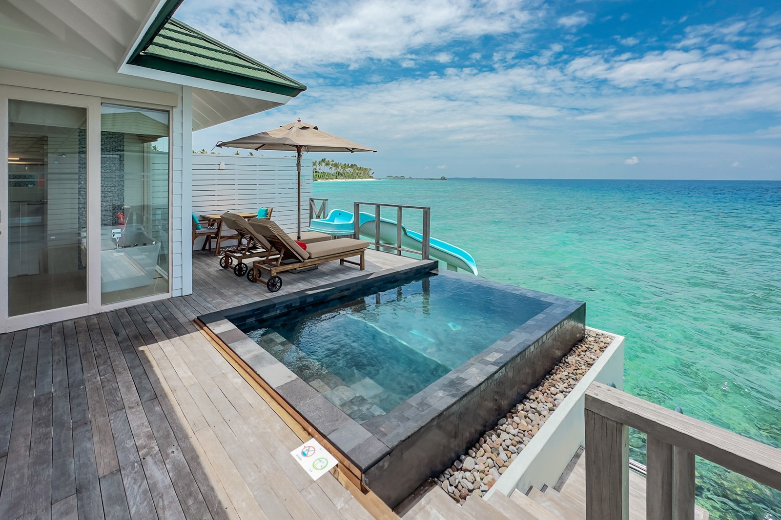 siyam-wold-maldives-ocean-villa-with-pool-slide-1