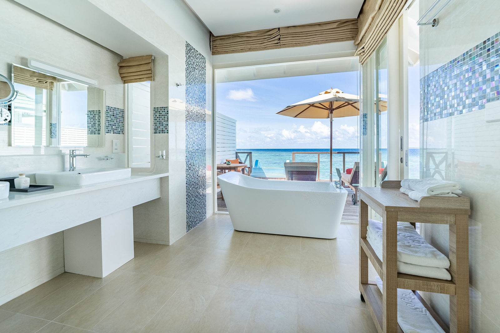 siyam-wold-maldives-ocean-villa-with-pool-slide-3