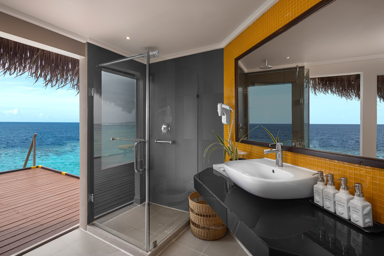 adaaran-club-rannalhi-water-villa-3