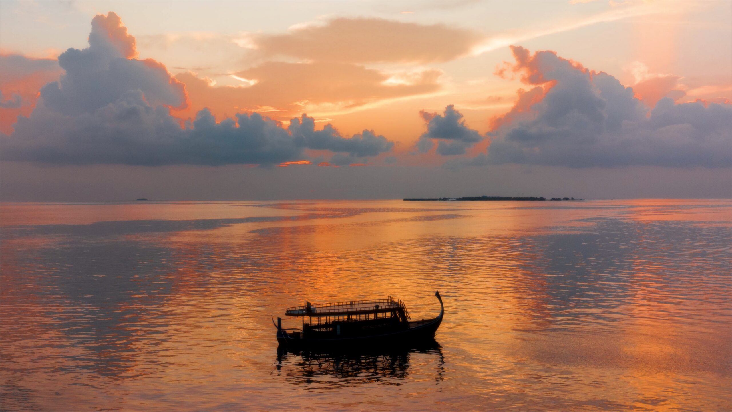 Adaaran-Select-Meedhupparu-Sunset-Cruise