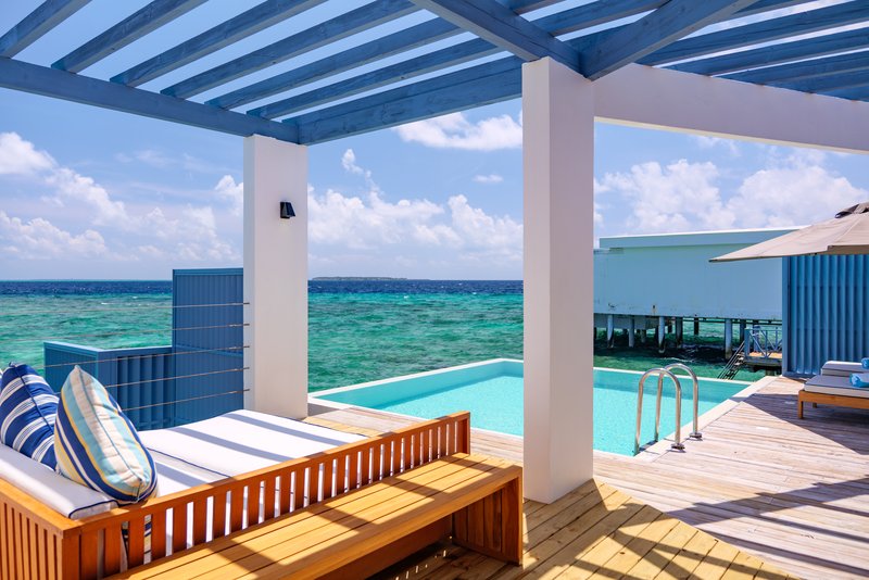 amilla-maldives-lagoon-water-pool-villa-4